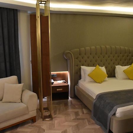 Uk Ankara Hotel מראה חיצוני תמונה