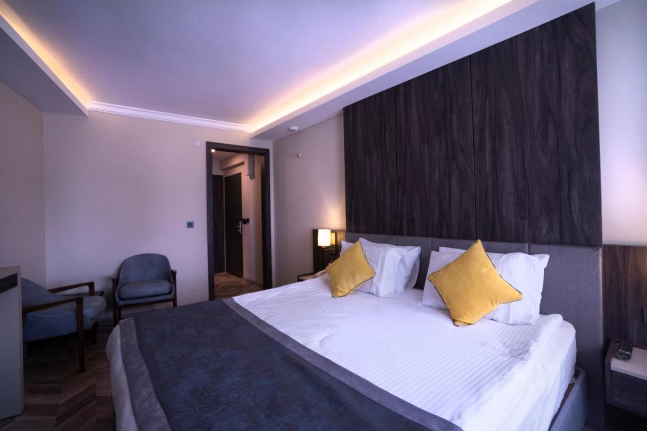 Uk Ankara Hotel מראה חיצוני תמונה