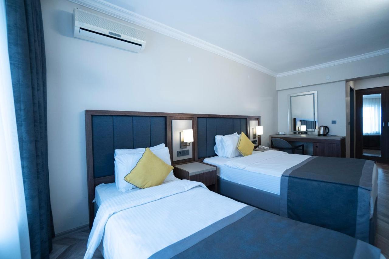 Uk Ankara Hotel מראה חיצוני תמונה