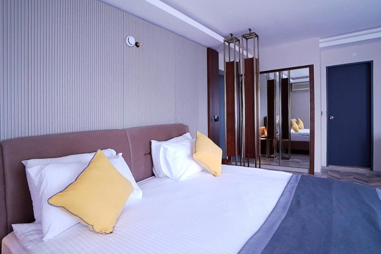 Uk Ankara Hotel מראה חיצוני תמונה