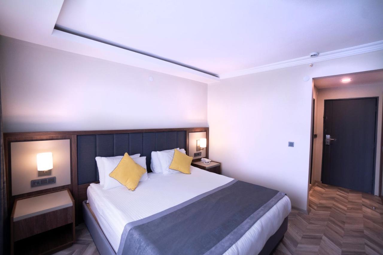 Uk Ankara Hotel מראה חיצוני תמונה