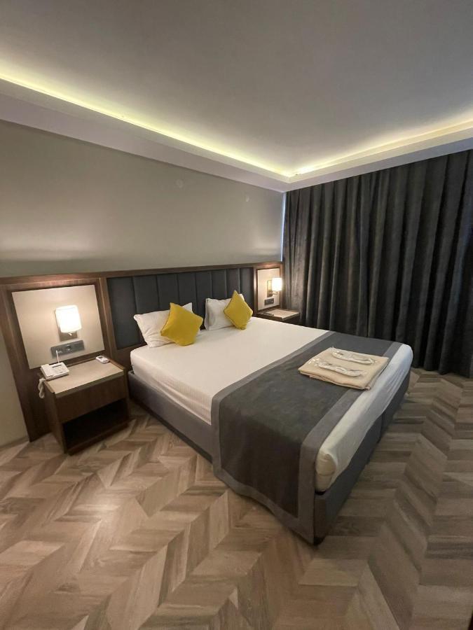 Uk Ankara Hotel מראה חיצוני תמונה