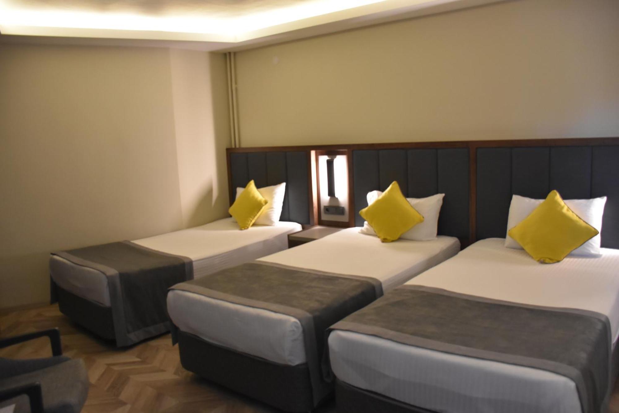 Uk Ankara Hotel מראה חיצוני תמונה
