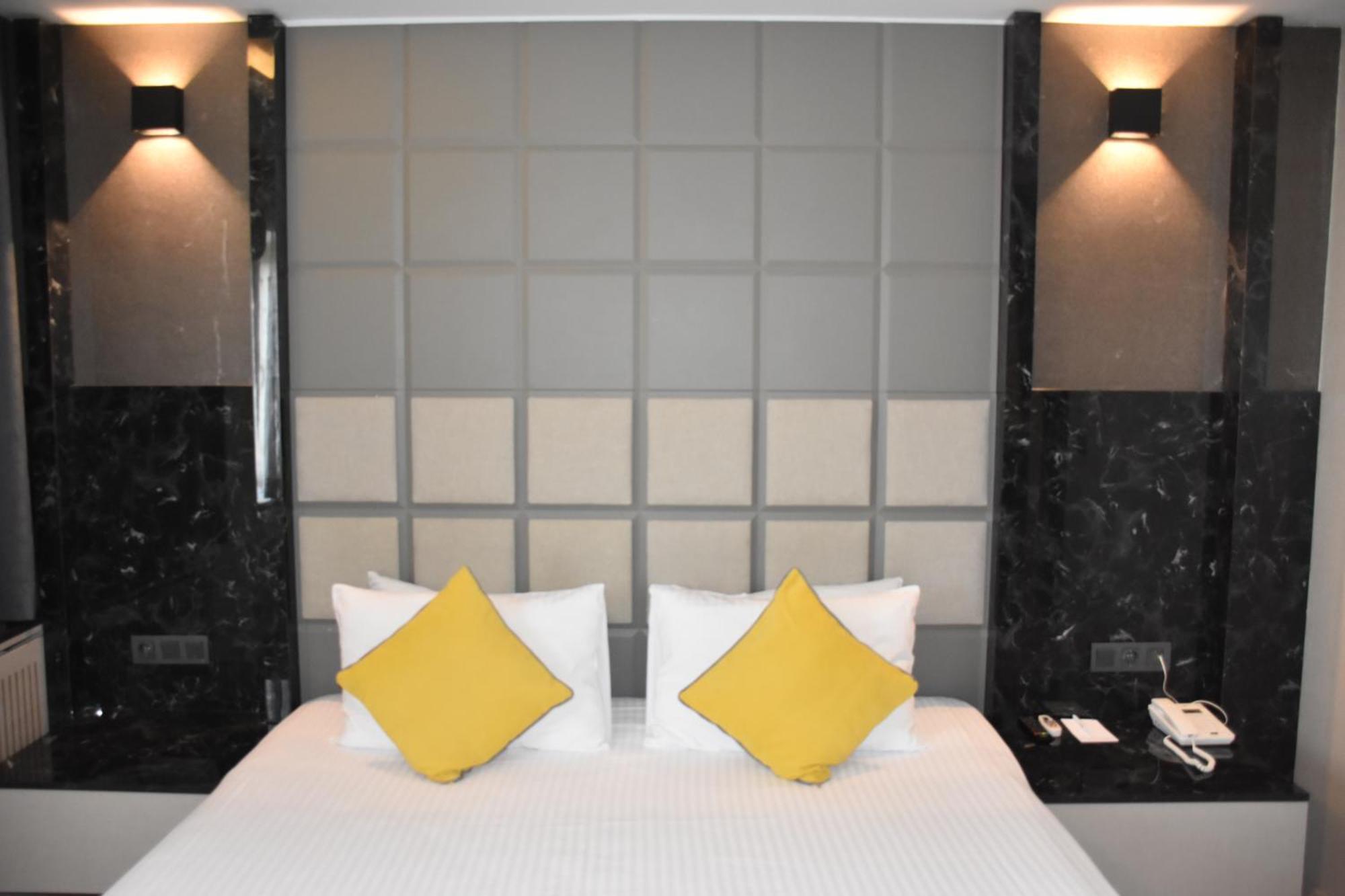 Uk Ankara Hotel מראה חיצוני תמונה